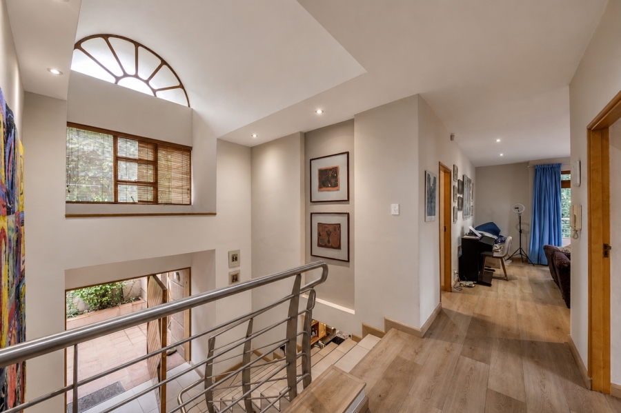 6 Bedroom Property for Sale in Muckleneuk Gauteng