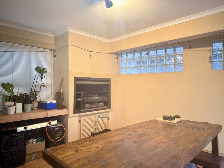 3 Bedroom Property for Sale in Die Wilgers Gauteng