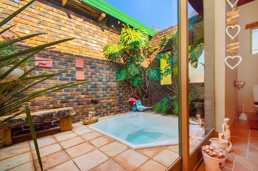To Let 3 Bedroom Property for Rent in Bronberrick Gauteng
