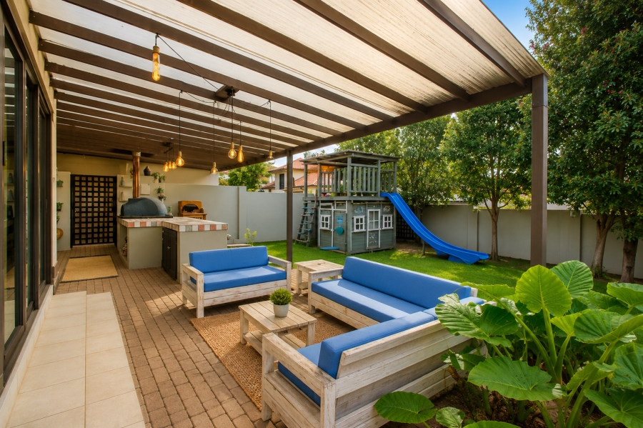4 Bedroom Property for Sale in North Riding Gauteng