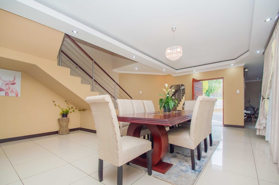 5 Bedroom Property for Sale in Randpark Ridge Gauteng