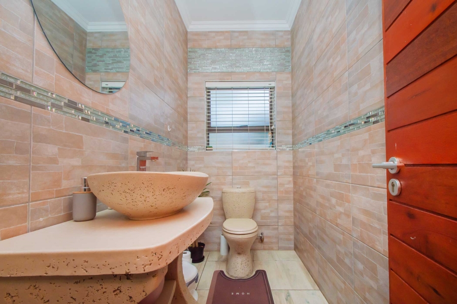 5 Bedroom Property for Sale in Randpark Ridge Gauteng