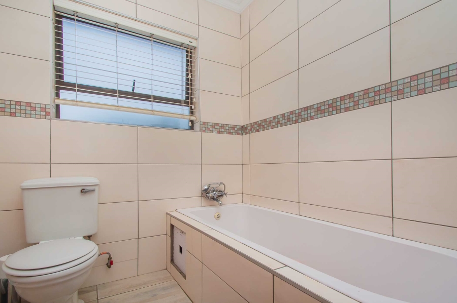 5 Bedroom Property for Sale in Randpark Ridge Gauteng