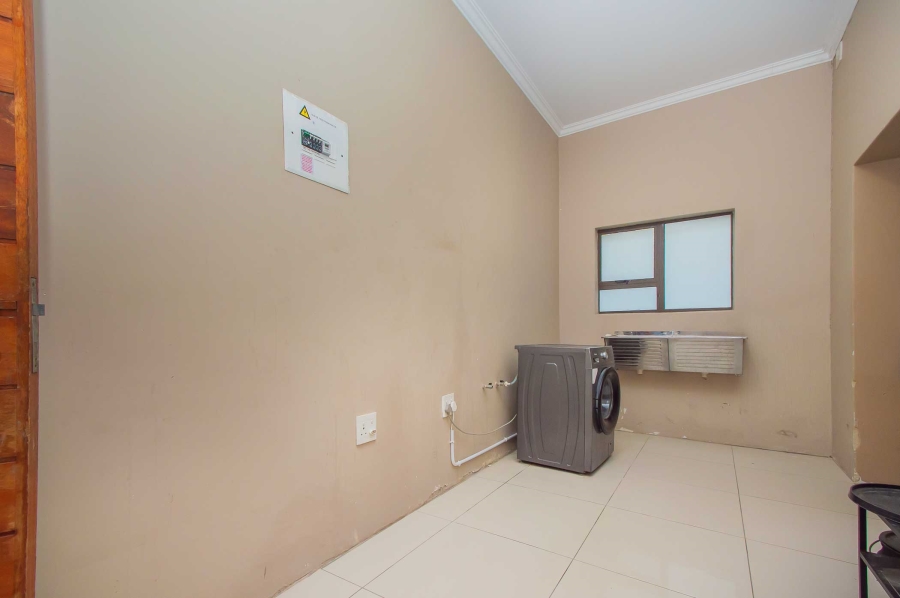 5 Bedroom Property for Sale in Randpark Ridge Gauteng