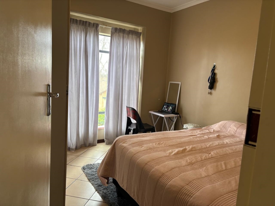 To Let 2 Bedroom Property for Rent in Equestria Gauteng
