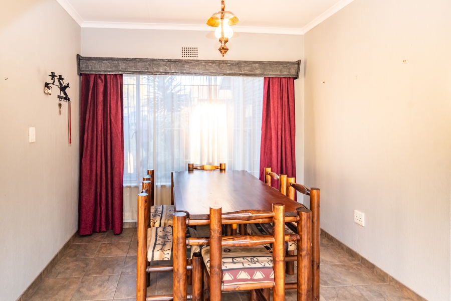 3 Bedroom Property for Sale in Wilro Park Gauteng