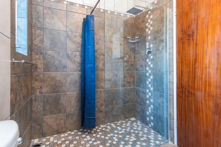 3 Bedroom Property for Sale in Wilro Park Gauteng