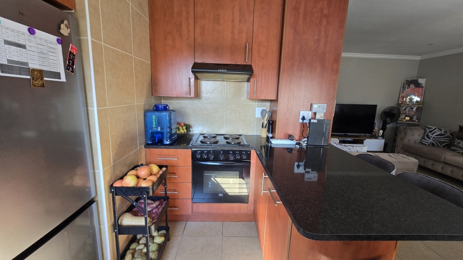 2 Bedroom Property for Sale in New Redruth Gauteng