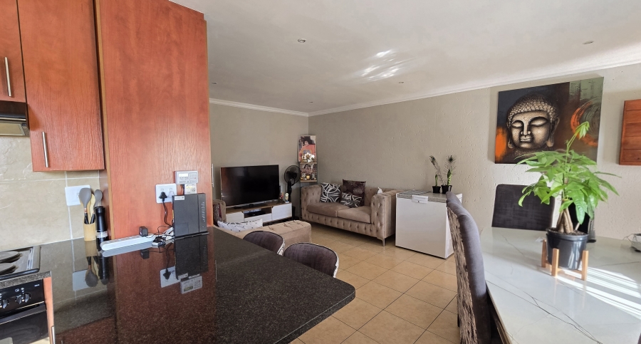 2 Bedroom Property for Sale in New Redruth Gauteng
