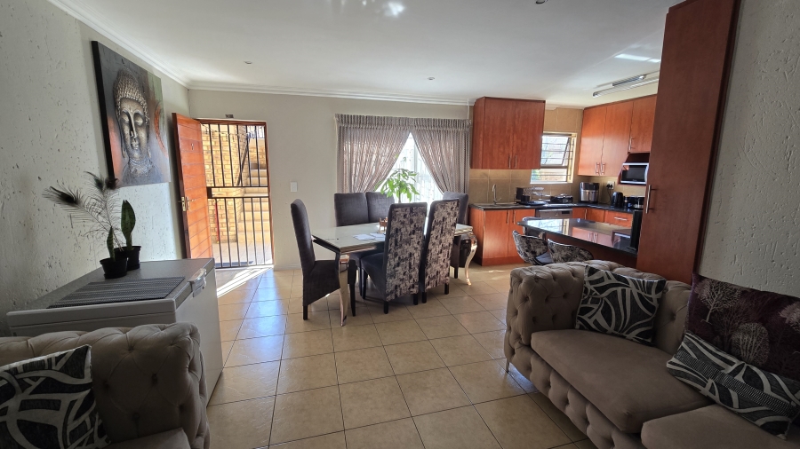 2 Bedroom Property for Sale in New Redruth Gauteng