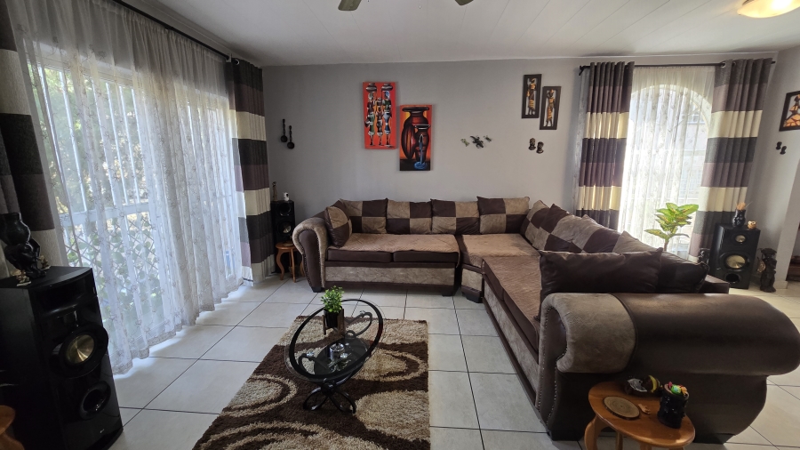 2 Bedroom Property for Sale in South Crest Gauteng