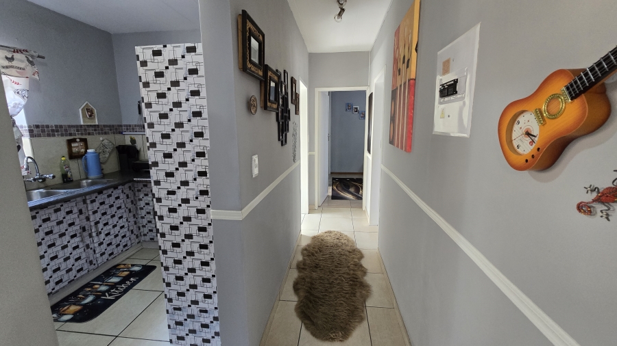 2 Bedroom Property for Sale in South Crest Gauteng