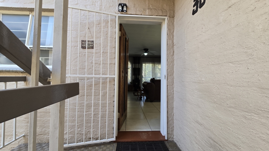 2 Bedroom Property for Sale in South Crest Gauteng