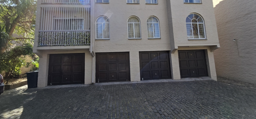 2 Bedroom Property for Sale in South Crest Gauteng