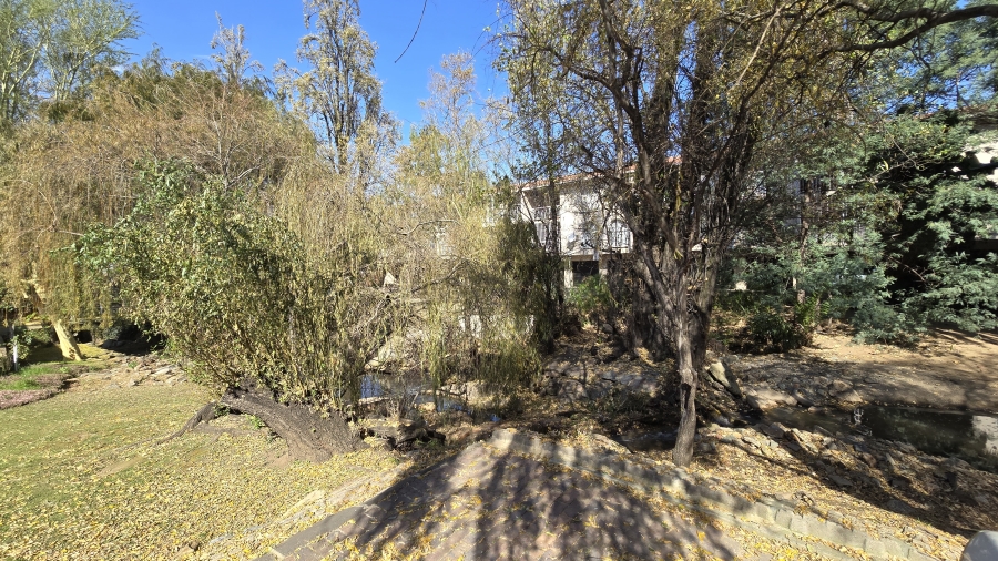 2 Bedroom Property for Sale in South Crest Gauteng
