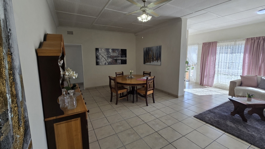 3 Bedroom Property for Sale in South Crest Gauteng