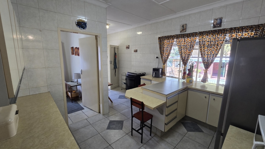 3 Bedroom Property for Sale in South Crest Gauteng