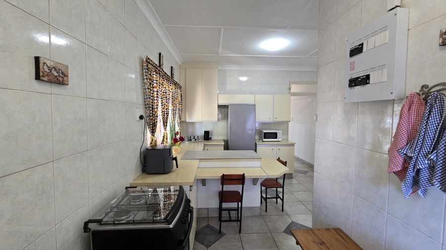3 Bedroom Property for Sale in South Crest Gauteng