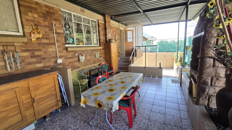 3 Bedroom Property for Sale in South Crest Gauteng