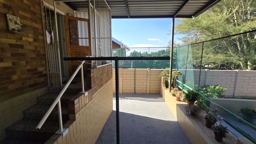 3 Bedroom Property for Sale in South Crest Gauteng