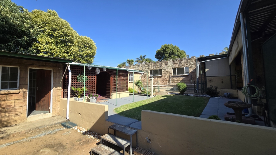 3 Bedroom Property for Sale in South Crest Gauteng