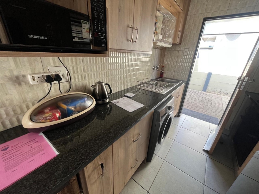 3 Bedroom Property for Sale in Albertsdal Gauteng