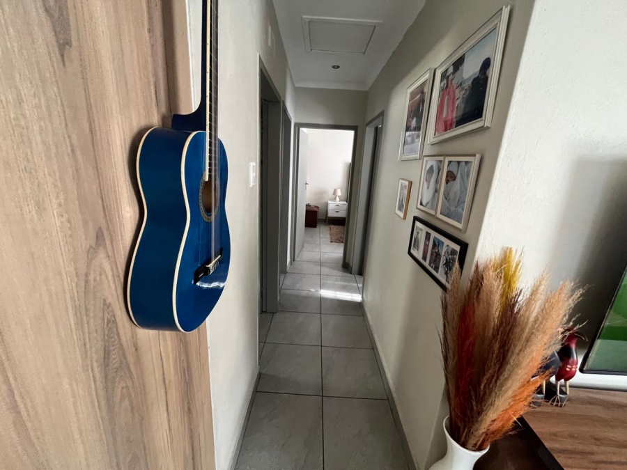 3 Bedroom Property for Sale in Albertsdal Gauteng