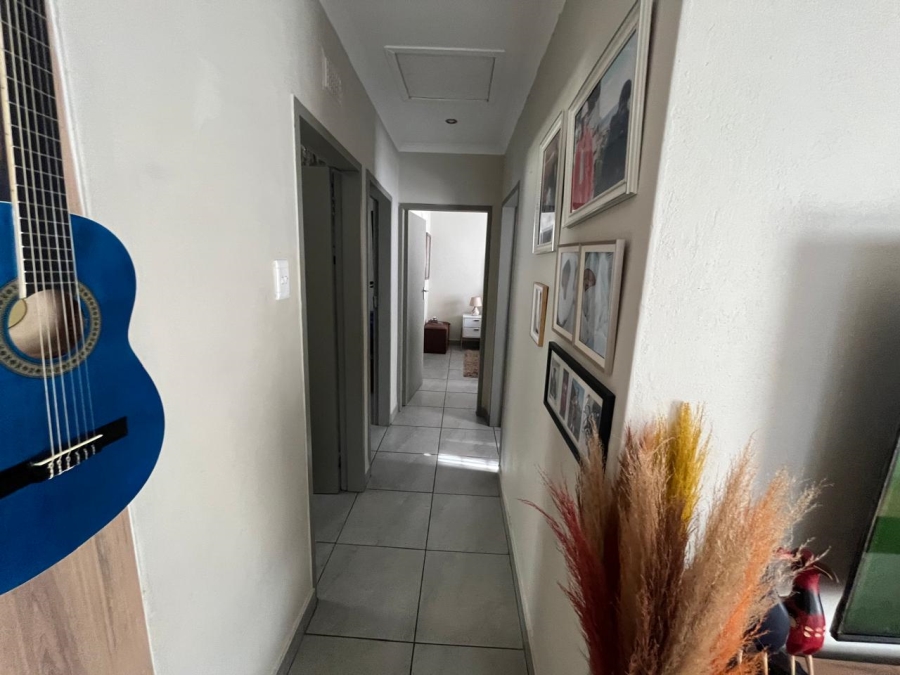 3 Bedroom Property for Sale in Albertsdal Gauteng