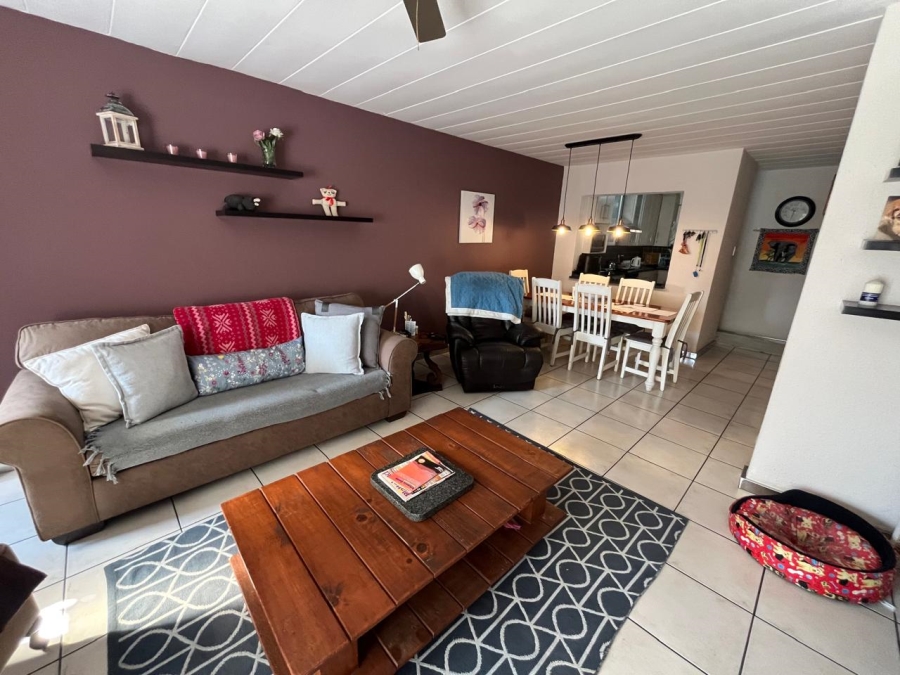 2 Bedroom Property for Sale in New Redruth Gauteng