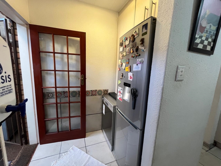 2 Bedroom Property for Sale in New Redruth Gauteng