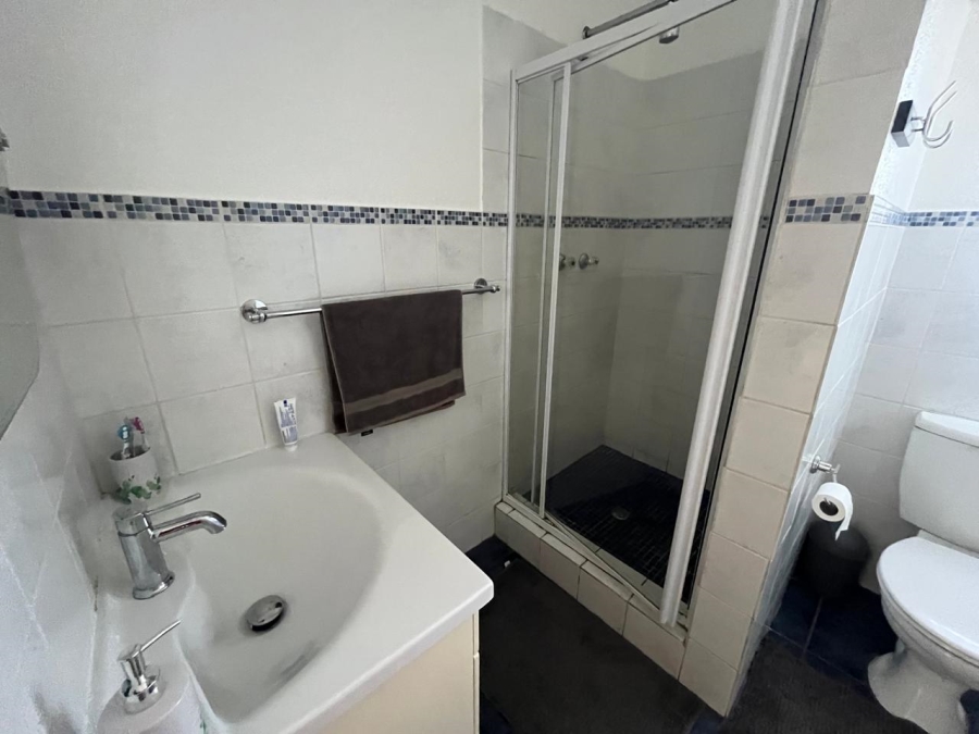 2 Bedroom Property for Sale in New Redruth Gauteng