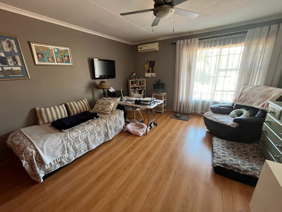 2 Bedroom Property for Sale in New Redruth Gauteng