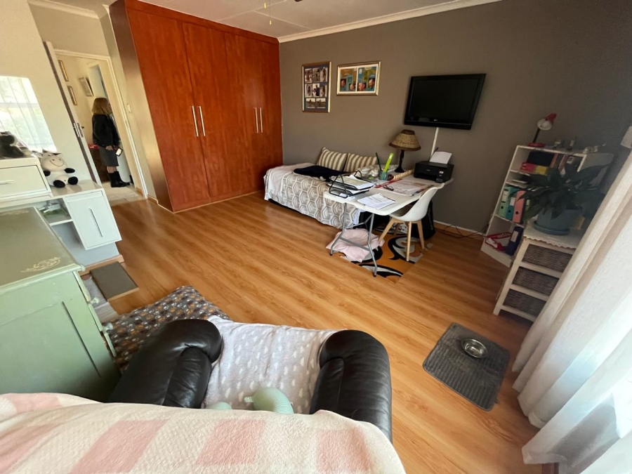2 Bedroom Property for Sale in New Redruth Gauteng