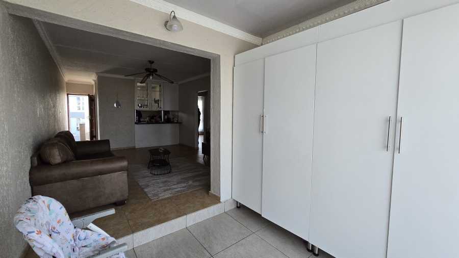2 Bedroom Property for Sale in Mulbarton Gauteng