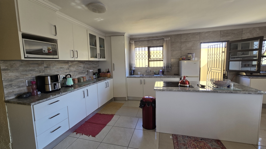 3 Bedroom Property for Sale in Ormonde View Gauteng