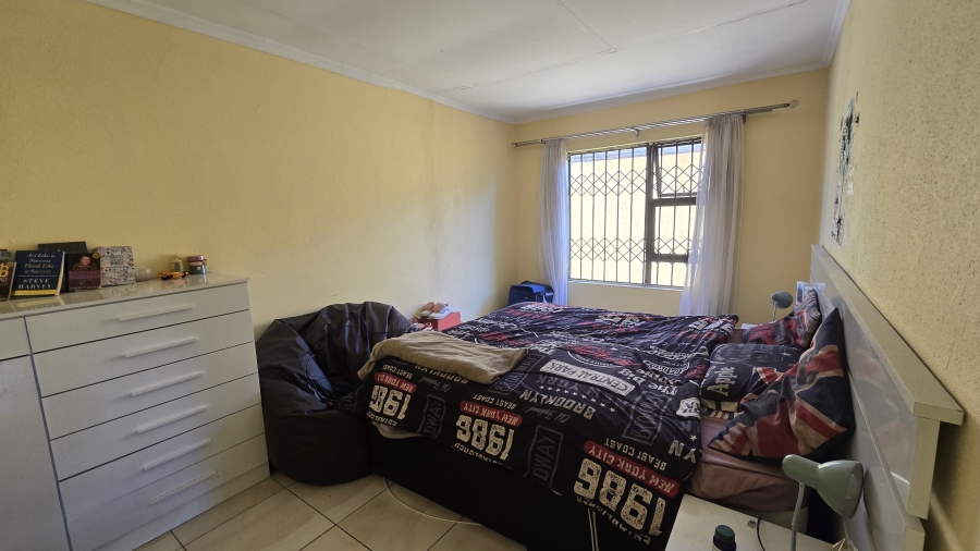 3 Bedroom Property for Sale in Ormonde View Gauteng