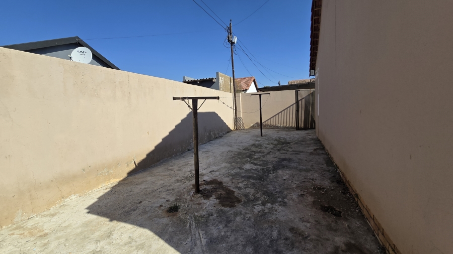 3 Bedroom Property for Sale in Ormonde View Gauteng