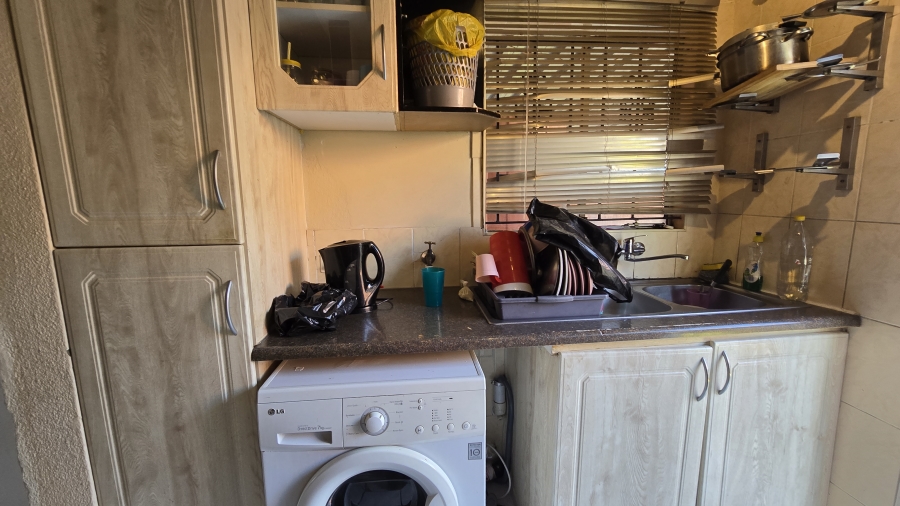 3 Bedroom Property for Sale in Ormonde Gauteng