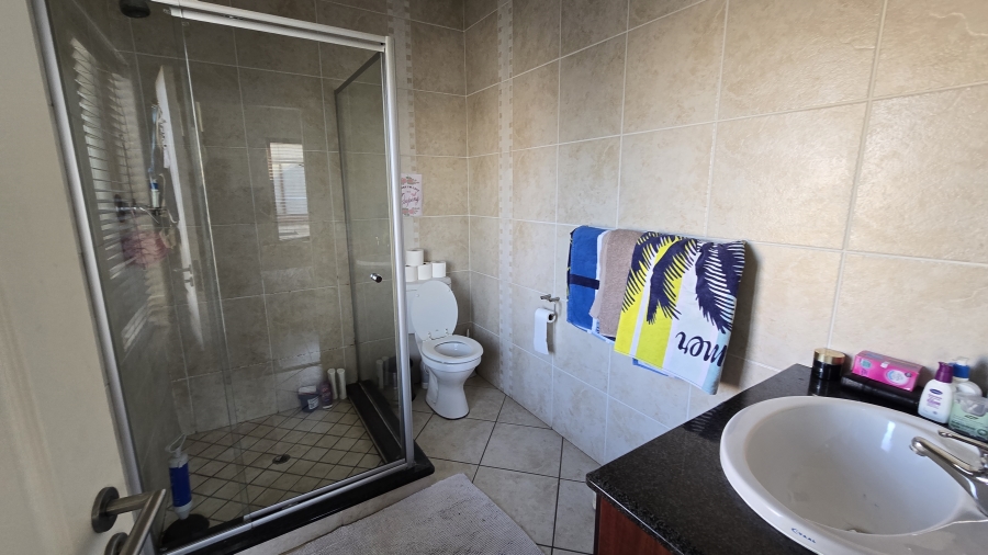 3 Bedroom Property for Sale in Glenvista Gauteng