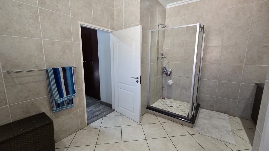 3 Bedroom Property for Sale in Glenvista Gauteng