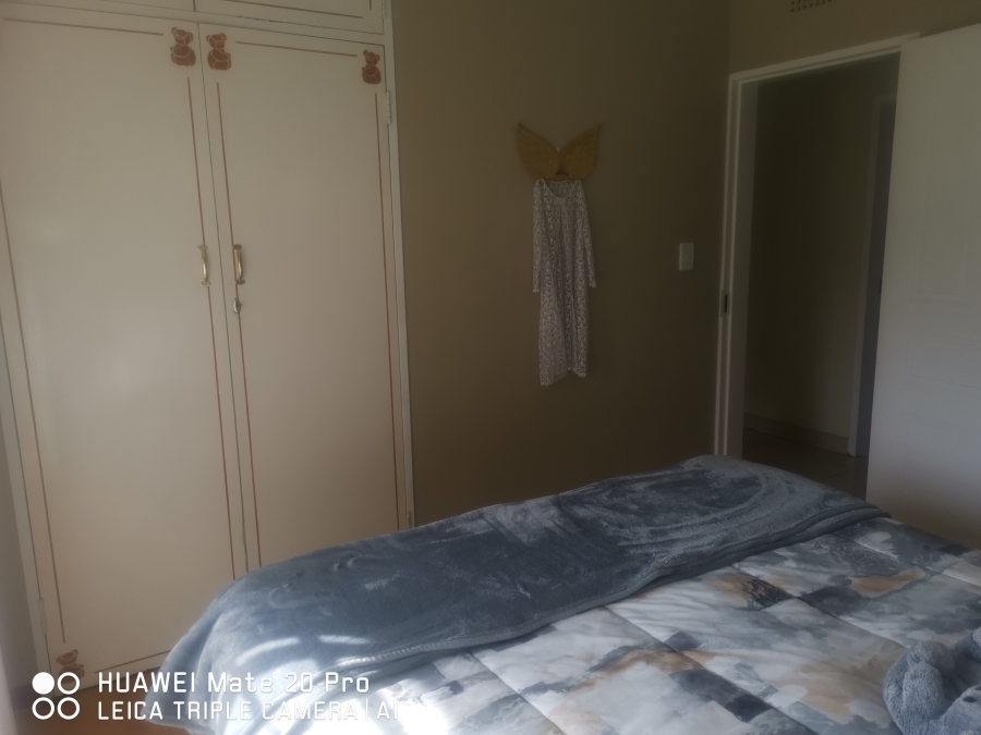 5 Bedroom Property for Sale in Brackenhurst Gauteng