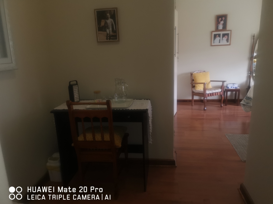 5 Bedroom Property for Sale in Brackenhurst Gauteng