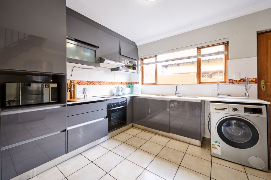 2 Bedroom Property for Sale in Kyalami Hills Gauteng