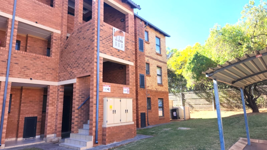2 Bedroom Property for Sale in Olympus AH Gauteng