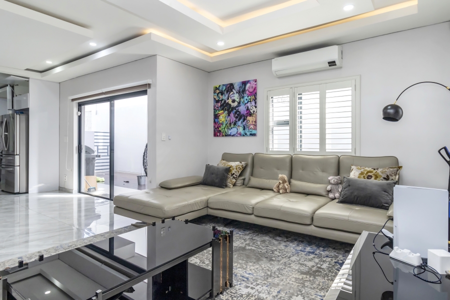To Let 3 Bedroom Property for Rent in Bryanston Gauteng