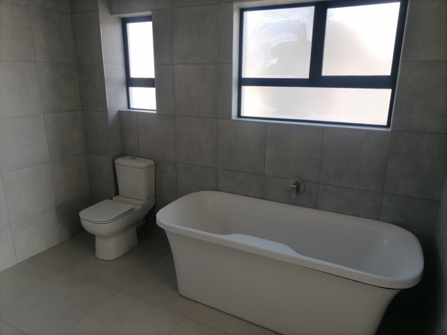 3 Bedroom Property for Sale in Raslouw Gauteng