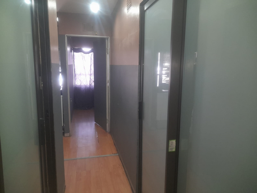 3 Bedroom Property for Sale in Braamfontein Gauteng