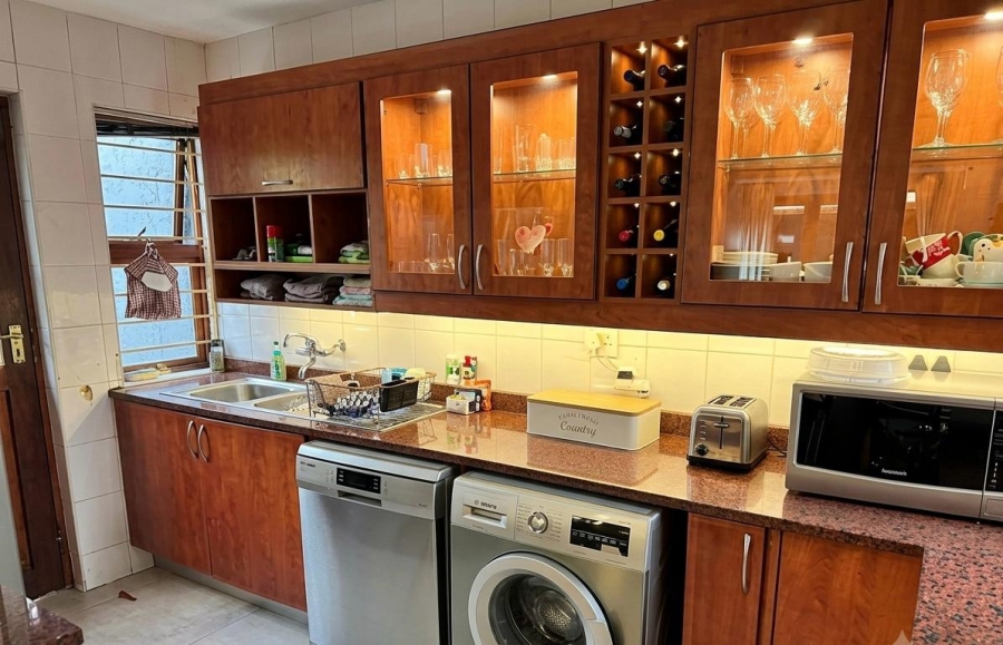 3 Bedroom Property for Sale in Dowerglen Gauteng