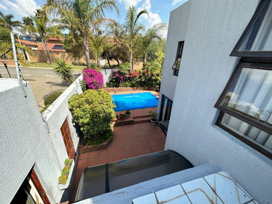 3 Bedroom Property for Sale in Dowerglen Gauteng