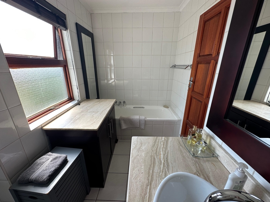 3 Bedroom Property for Sale in Dowerglen Gauteng